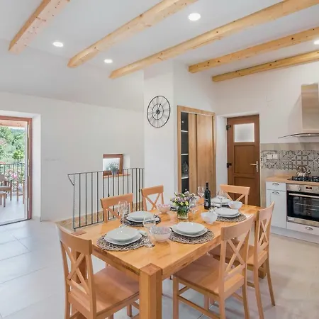 Vila Vallis
